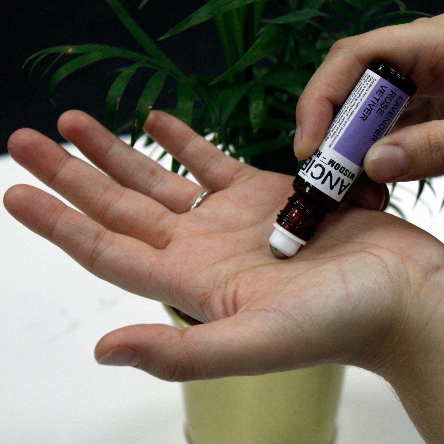 Sleep Blend Roll-On — Lavender, Chamomile &amp; Neroli. 10ml